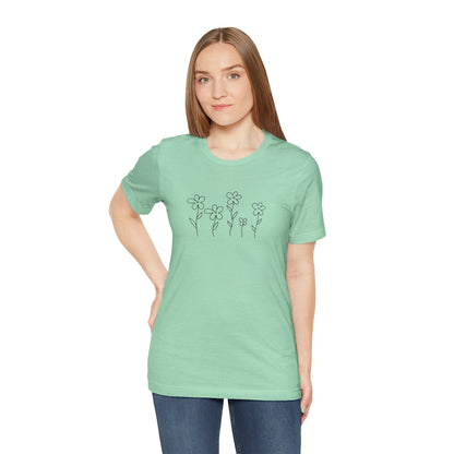 Floral Graphic Tee - Casual Comfort for Nature Lovers